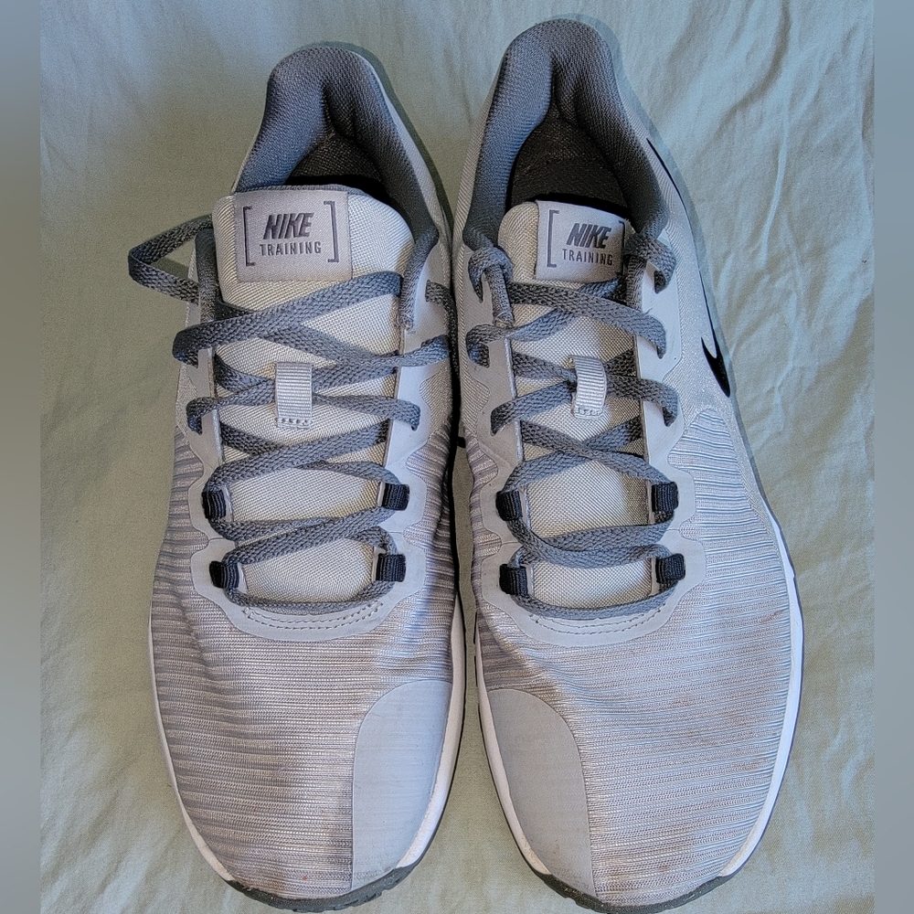 Men's Nike Flex Control 4 size 11